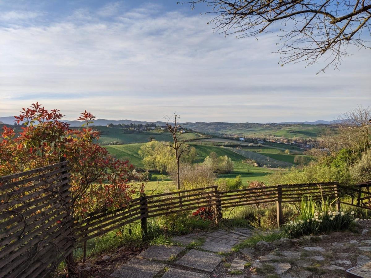 Agriturismo Azienda Agricola Mombisaggio Tortona Exterior photo